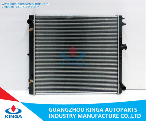 China 2007 Aluminum Auto Nissan Radiator for SAFARI ' 07 AT Efficient Engine Cooling supplier