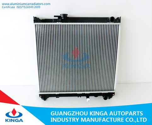 China Japanese Auto Replacement Radiators For Suzuki Vitara 88 - 97 TD01 Oem 17700 56B01 / 56B02 supplier