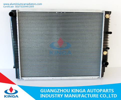 China Auto Spare Part Aluminum Radiator For Volvo 940 ' 90 - 2.0I / 2.3I OEM 3547146 supplier