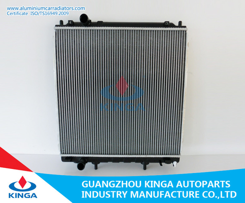 China High Performance Aluminum Hyundai Radiator TERRACAN 2.9 CRDi ' 01 - 25310 - H1320 / H1940 MT supplier