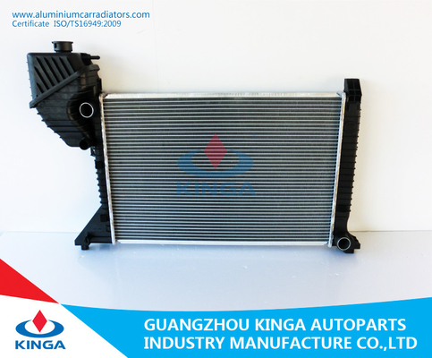 China Benz Aluminum Radiators For Sprinter ' 95-03 MT OEM 9015003500 / 3600 / 3900 supplier