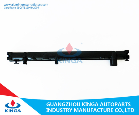China HILUX INNOVA ' 04 DIESEL KUN40 Plastic Radiator Tank Replacement Diameter 38mm supplier