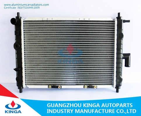 China Daewoo MATIZ '01 Manual Transmission Auto Radiator Plastic Car Radiator Tank supplier