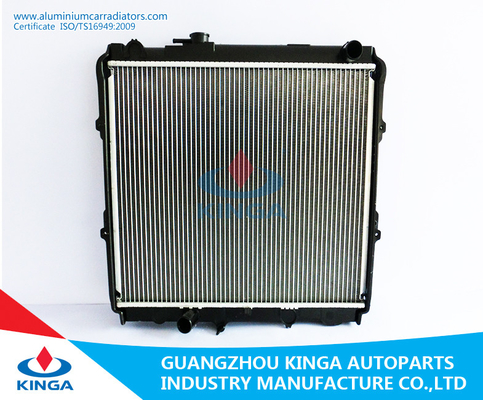 China TOYOTA Hilux Pickup MT Radiator Replacement With Tube Fin Cooling System supplier