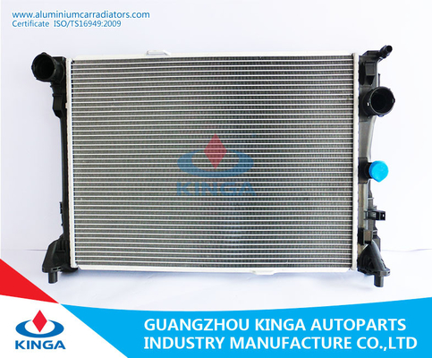 China Benz Glk/11 Aluminium Car Radiators Hard Brazing for Big Sale supplier