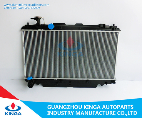 China RAV4'03 ACA21 MT Toyota Radiator Core Thickness 16/22mm Plastic Tank supplier