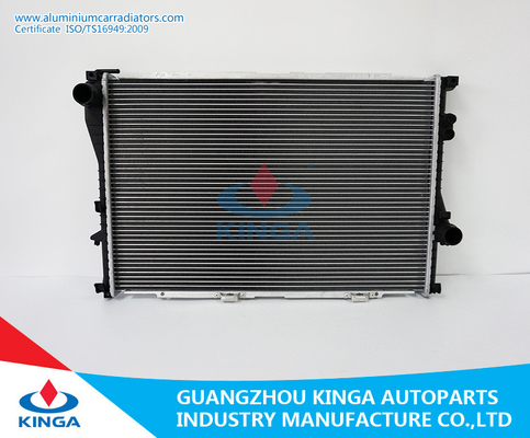 China OEM 2246010 BMW Aluminium Car Radiators Of 728/735/740 I'98 7E38 MT supplier