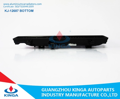 China DYNA LAY220/230'01-AT Radiator Plastic Tank OEM 16400-5B870 Auto Spare Parts supplier