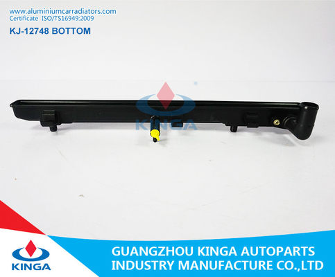 China Diameter 31.5mm Radiator Plastic Tank Replacement For TOYOTA VIOS'2014-MT OEM 16400-OY080 supplier