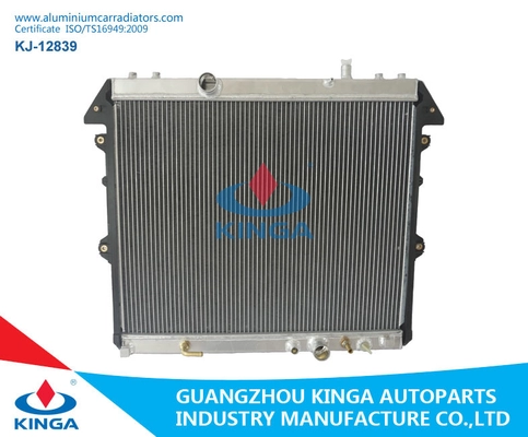China Toyota Spare Parts Aluminium Car Radiators For HILUX INNOVA 04-DIESEL AT supplier