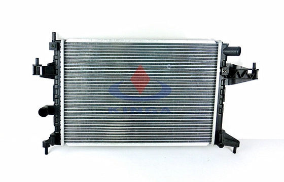 China Manual Transmission Car Parts Auto Car  Radiator For OPEL Combo  / Corsa C 2000 Cooling System supplier