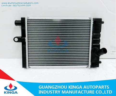 China 2008 Toyota Automobile Radiator for HIACE OEM 16510 - 30010 PA 26 / MT Silver supplier