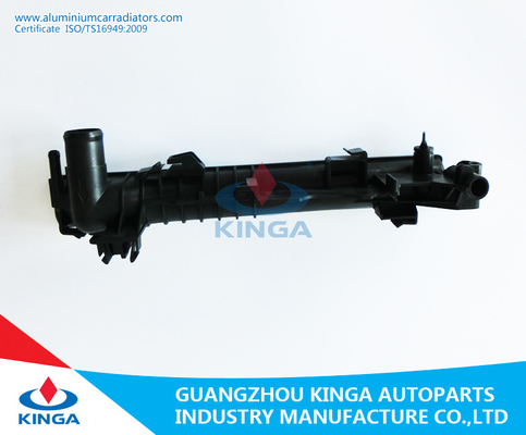 China Mercedes Sprinter 06 MT Replacement Radiator Tanks OEM 9065000002/0101/0202 Left supplier