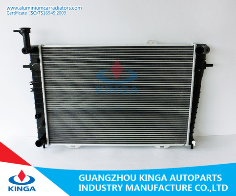 China Plastic Tank Automotive Radiators Korea Car Tucson 2004 MT Aluminum Core supplier