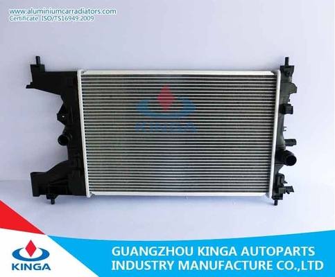 China GMC Curze '09-11 MT PA16mm Custom Aluminum Radiator Core With Tank supplier