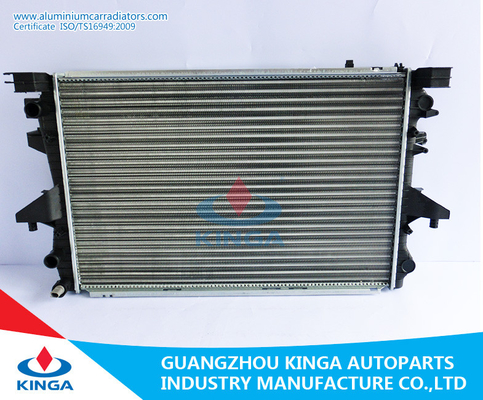 China VW Multivan Aluminum Racing Radiator Oem 7H0 121 253F Plastic Tank supplier