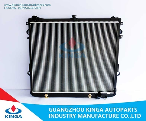 China Automotive Engine Custom Aluminium Radiators Fits TOYOTA LANDCRUISER'09 UZJ200 AT supplier