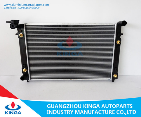 China COMMODORE VT V6 AT Aluminum Car Radiators Material Aluminum Plastic Tank supplier