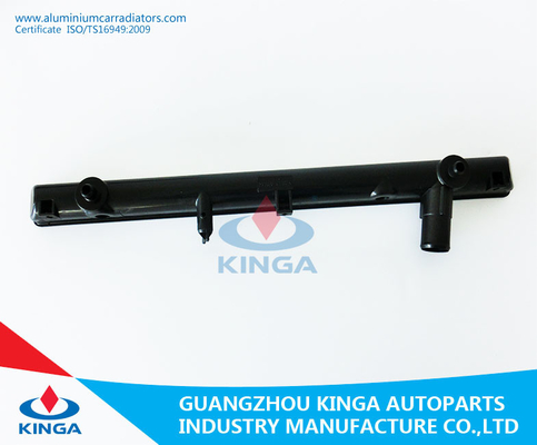 China Suzuki Grand Vitara'01 Mt OEM 17700-52D00 Radiator Plastic Tank Repair supplier