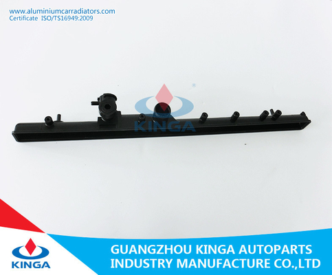 China Subaru Legacy / Impreza'99-04 AT Radiator Plastic Tank 45111-AE000 / 45119-AE003 supplier