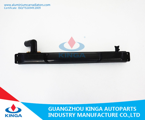 China Aftermarket Mitsubishi Pajero V33'92-96 AT MB660077 Auto Radiator Tank Plastic supplier
