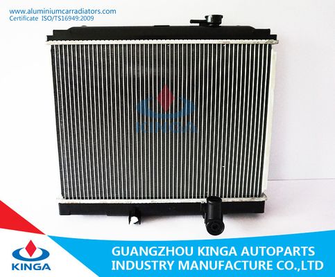 China Replacement Toyota Radiator Finish Toyota Sienna' 95-98 MT Aluminum Auto Radiators supplier