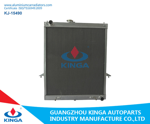 China OEM 21460-VC215 Nissan Car Radiator For PATROL(Y61)4.8L'97-10 AT supplier