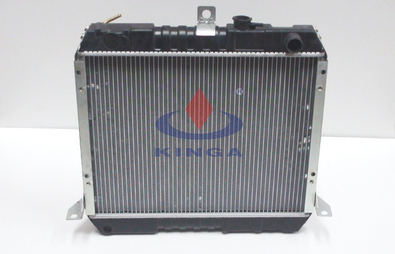 China 1988 , 1989 2y / 3y / 4y Toyota Hiace Radiator , Aluminium Car Radiators supplier