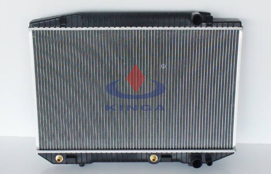 China OEM 1265004803 Mercedes Benz Radiator W126 / 560SE 1979 AT , intercooler supplier