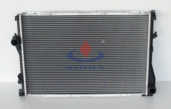China Brand New BMW Radiator Replacement Of 728 / 735 / 740o 1998 , 7E38 MT supplier