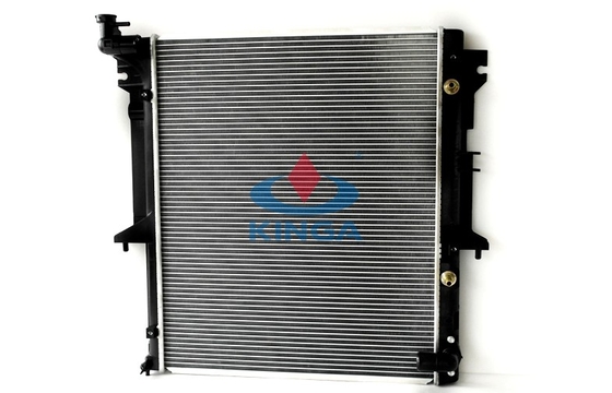 China Professional Aluminum Mitsubishi Radiator for G200 ' 04 / L200 ' 07 OEM MN222330 AT supplier