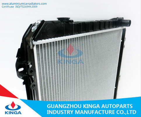 Auto Cooling System Toyota Radiator for HILUX KZN165R With Aluminium Core MT supplier