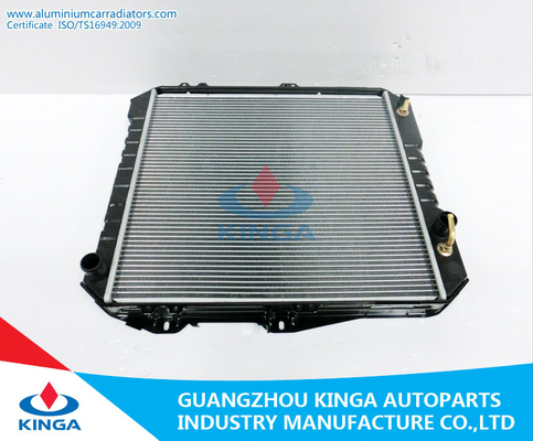 1997 - 1999 Aluminum Toyota Radiator HILUX KB-LN165 PA26 / AT Sliver supplier