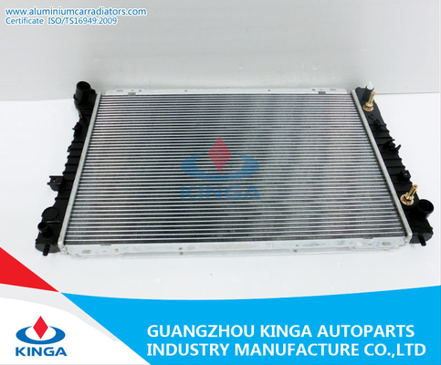 Aluminum Auto Mazda Radiator for Escape Tribute 01-08 and Mariner 05 - 08 supplier