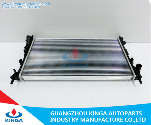 10 - 12 Ford Aluminum Radiator For Transit Connect OEM 1365996/1365997/1365998 supplier