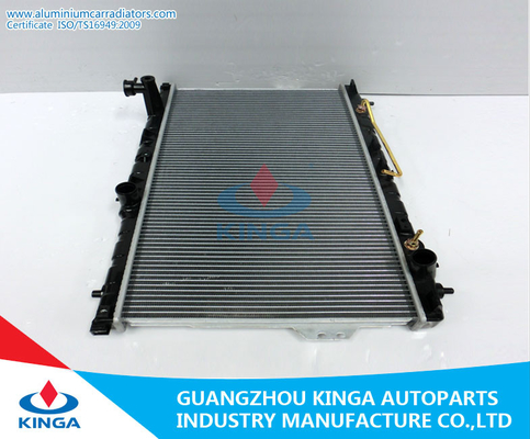 Car Radiator For Hyundai SANTAFE 2001 2004 AT OEM 25310-26050 / 25310-26450 supplier