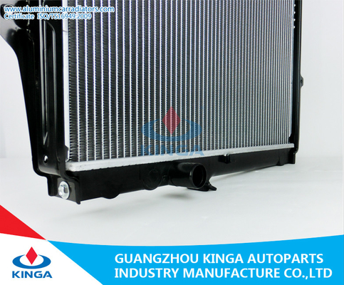 OEM 16400 - 5B590 Toyota HILUX Radiator for HILUX LN147 / LN8 # /9 # / 10 # / 11 supplier