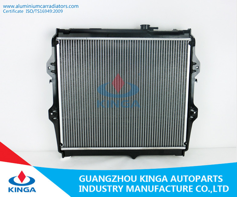 OEM 16400 - 5B590 Toyota HILUX Radiator for HILUX LN147 / LN8 # /9 # / 10 # / 11 supplier