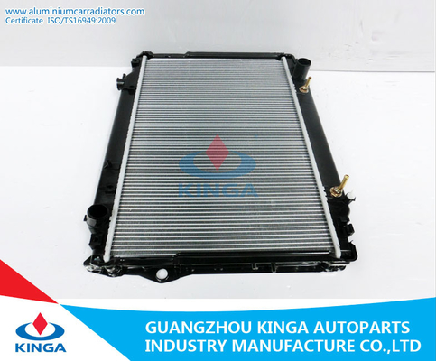 1993-1998 Toyota Radiator Land Cruiser FZJ80G OEM 16400-66040 / 16400-66050 supplier