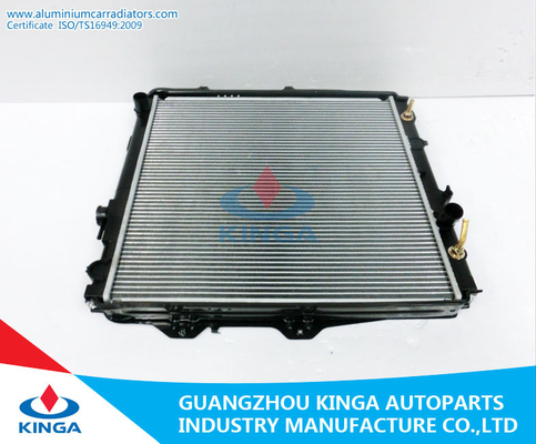 Aluminium Car Radiators HILUX PICKUP PA 26mm / 32mm / 36mm AT supplier