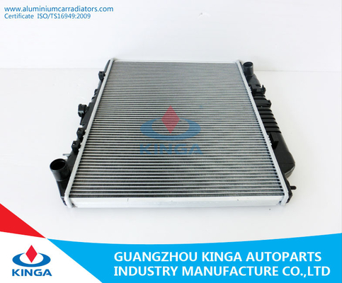 Engine Cooling Use Aluminium Car Radiators Isuzu Trooper 1992-2002 supplier