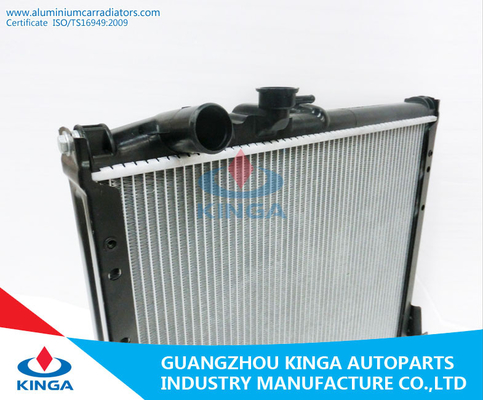 High Performance Aluminium Car Radiators For ISUZU NPR 4.8 PA26/32/36 supplier