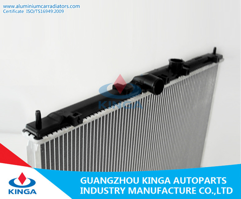 1998 GLANT Mitsubishi Radiator MR212455 / MR281668 Thickness 16 / 26mm supplier