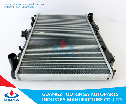 Engine Cool Car Parts Radiator For Isuzu Rodeo 3.2L 98 - 03 Axiom 02 - 04 supplier