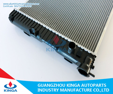 High Efficiency Aluminium Car Radiators Benz 207D / 209D / 307D Vehicle Year 1968 - 1977 supplier