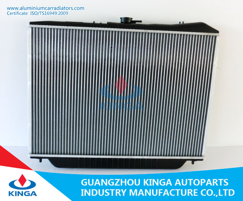 8943752755 / 8943752756 Isuzu Car Cooling Radiator For Trooper 1992 - 2002 AT supplier