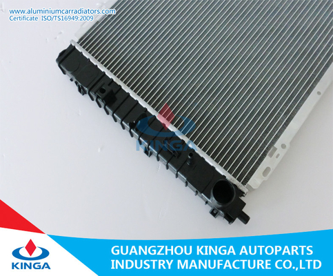 High Performance Radiators For Cars Of Mazda Escape Tribute 01-07 Mariner 05-08 Manual Transmission supplier