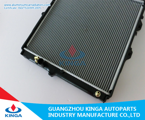 Water Toyota Radiator For Hilux Knz165r 1999 - With Aluminum Brazing Weled supplier