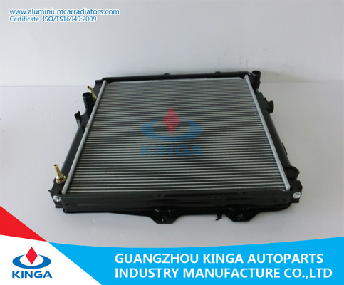 Water Toyota Radiator For Hilux Knz165r 1999 - With Aluminum Brazing Weled supplier