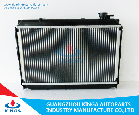 Automotive Spare Parts Suzuki Radiator Carry Manual Transmission With Plastic Tank supplier